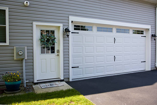 24/7 Emergency Garage Door Panel Replacement experts in Faulkner County County, AR